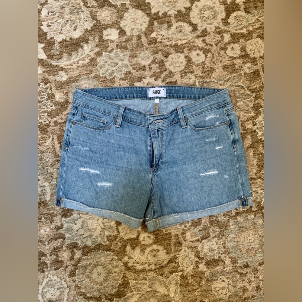 PAIGE Denim Shorts sz 30